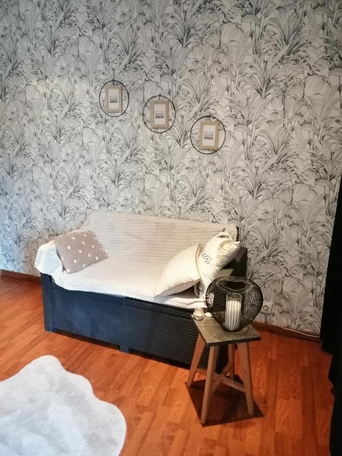 Les Bichettes Bed & Breakfast Mortagne-sur-Sevre Exterior photo