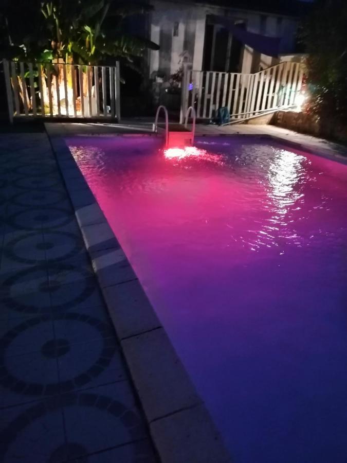 Les Bichettes Bed & Breakfast Mortagne-sur-Sevre Exterior photo