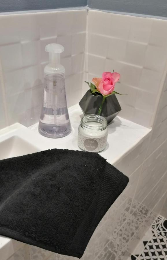 Les Bichettes Bed & Breakfast Mortagne-sur-Sevre Exterior photo