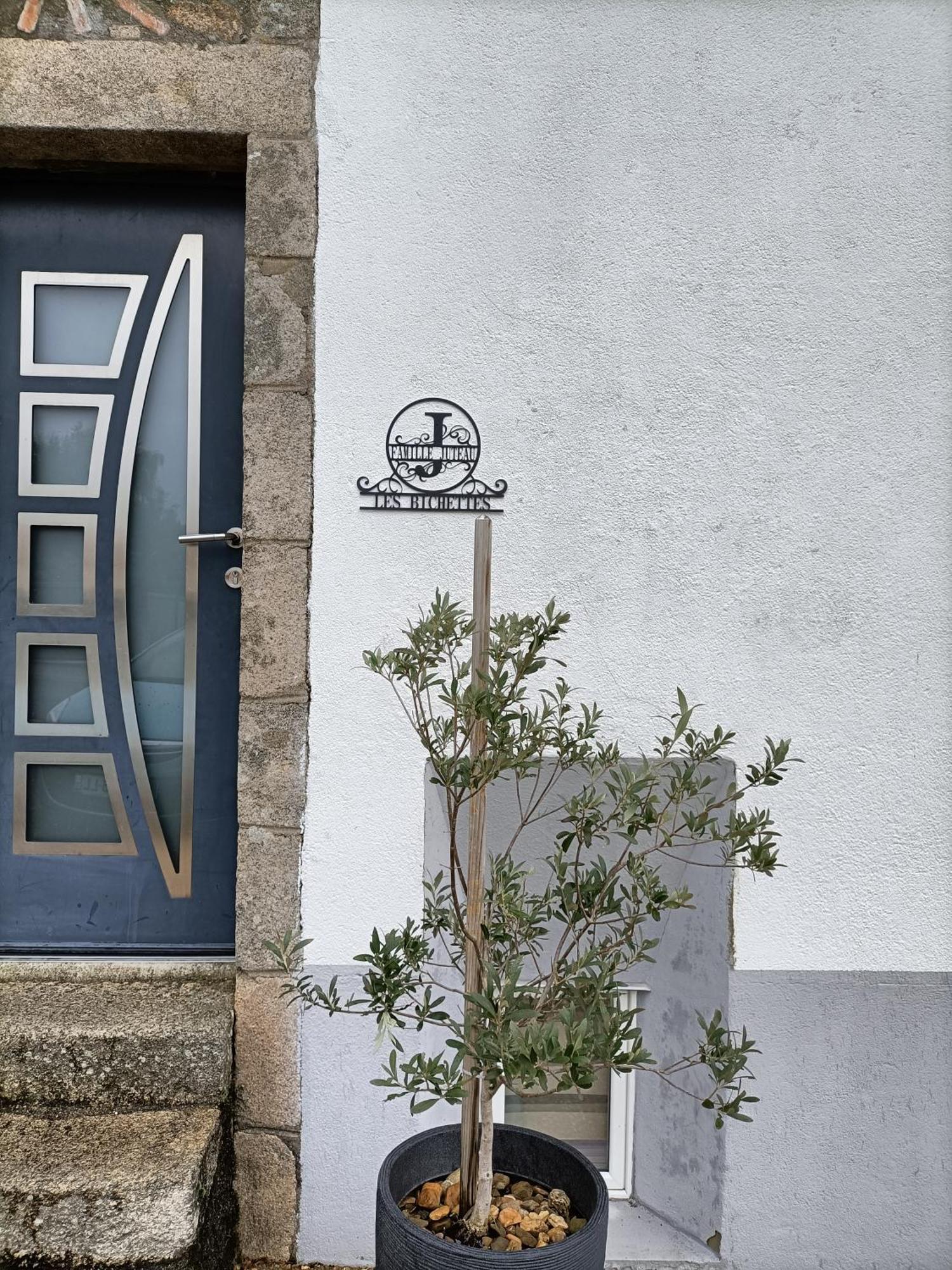 Les Bichettes Bed & Breakfast Mortagne-sur-Sevre Exterior photo